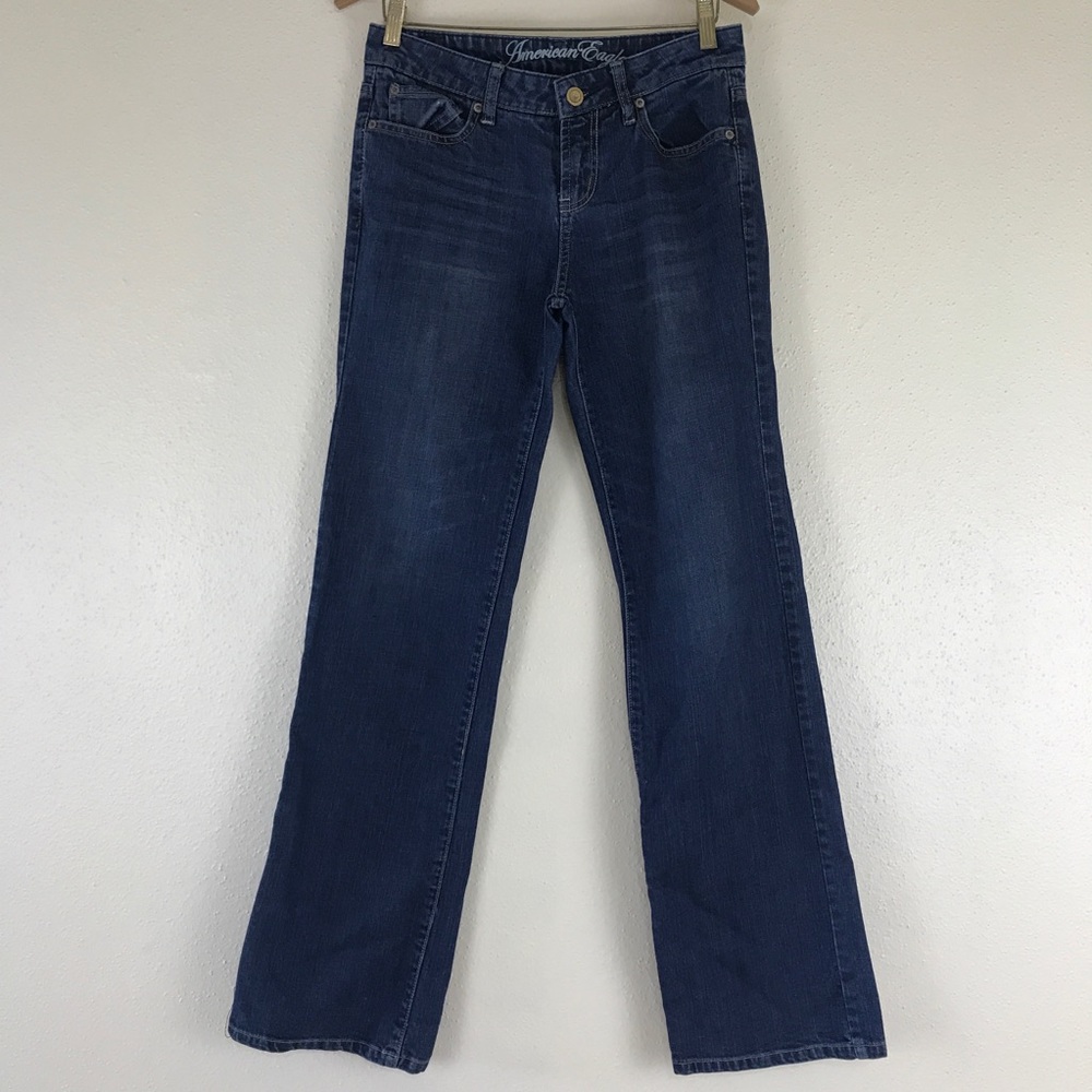 American Eagle blue Jeans 6 x 33 Straight legs
